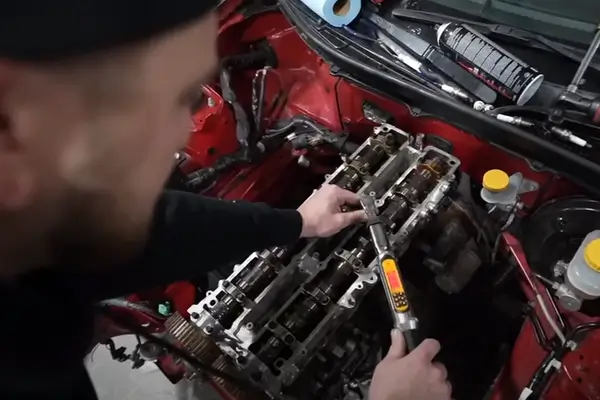 2JZ camshaft install with Jimmy Oakes