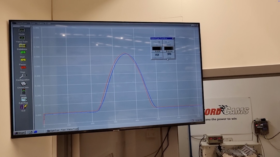 Spintron valve movement data readout